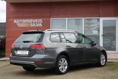 Sell Volkswagen Golf Variant 2020 - 14990 EUR, 173000 km - AUTO.MOTO.pt