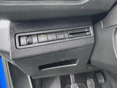 Sell Peugeot 3008 2022 - 19900 EUR, 186000 km - AUTO.MOTO.pt