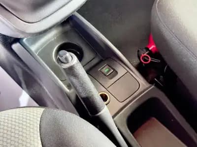 Vendo Renault Kangoo 2019 - 11500 EUR, 161094 km - AUTO.MOTO.pt