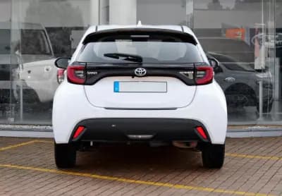 Sell Toyota Yaris 2022 - 21900 EUR, 71200 km - AUTO.MOTO.pt