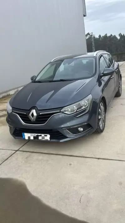Sell Renault Mégane 2019 - 7000 EUR, 310000 km - AUTO.MOTO.pt