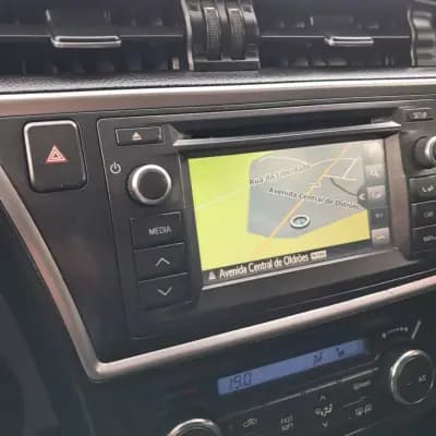 Vendo Toyota Auris Touring Sports 2015 - 11650 EUR, 173000 km - AUTO.MOTO.pt