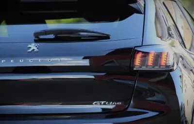 Sell Peugeot e-208 2020 - 17450 EUR, 60000 km - AUTO.MOTO.pt