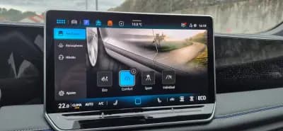 Sell Volkswagen Tiguan 2025 - 48000 EUR, 12000 km - AUTO.MOTO.pt