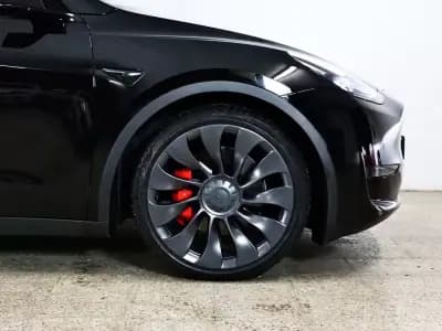 Vendo Tesla Model Y 2022 - 41900 EUR, 27000 km - AUTO.MOTO.pt