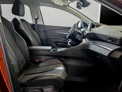 Vendo Peugeot 3008 2016 - 17450 EUR, 116000 km - AUTO.MOTO.pt