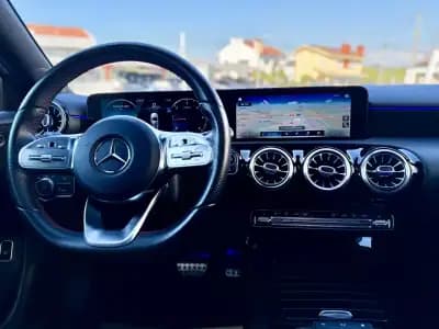 Vendo Mercedes-Benz A 180 Limousine 2020 - 29950 EUR, 97000 km - AUTO.MOTO.pt