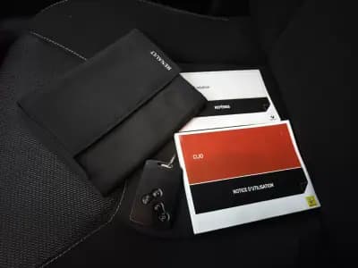 Sell Renault Clio 2015 - 9250 EUR, 201119 km - AUTO.MOTO.pt