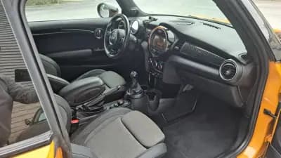 Sell MINI 2015 - 17980 EUR, 134505 km - AUTO.MOTO.pt