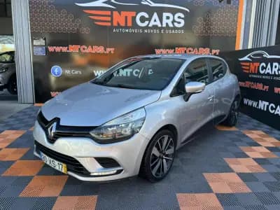 Sell Renault Clio 2019 - 13900 EUR, 109000 km - AUTO.MOTO.pt