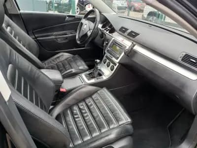 Vendo Volkswagen Passat 2006 - 8350 EUR, 138534 km - AUTO.MOTO.pt