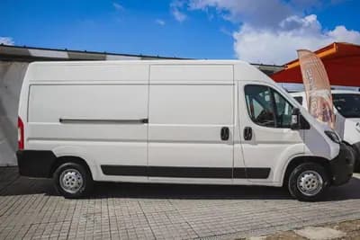 Sell Peugeot Boxer 335 L3H2 BLUEHDI 130 PREMIUM 2019 - 18700 EUR, 208000 km - AUTO.MOTO.pt