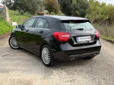 Vendo Mercedes-Benz A 180 2015 - 14950 EUR, 180700 km - AUTO.MOTO.pt