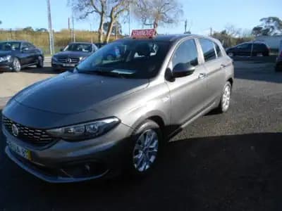 Sell Fiat Tipo 2017 - 12900 EUR, 79826 km - AUTO.MOTO.pt