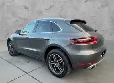 Vendo Porsche Macan 2014 - 38990 EUR, 170000 km - AUTO.MOTO.pt