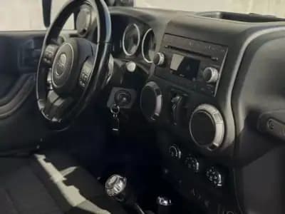 Sell Jeep Wrangler Unlimited 2012 - 42950 EUR, 115537 km - AUTO.MOTO.pt