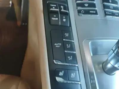 Sell Porsche Panamera 2012 - 41990 EUR, 58000 km - AUTO.MOTO.pt