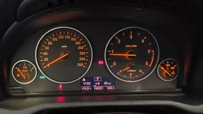 Vendo BMW X3 2016 - 23900 EUR, 166201 km - AUTO.MOTO.pt