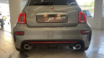 Vendo Abarth 595 2021 - 21990 EUR, 52892 km - AUTO.MOTO.pt