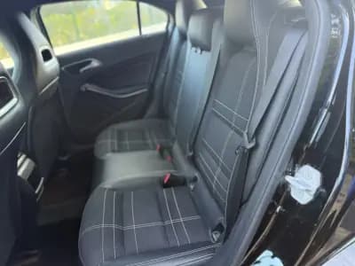 Vendo Mercedes-Benz A 180 2016 - 17999 EUR, 110000 km - AUTO.MOTO.pt