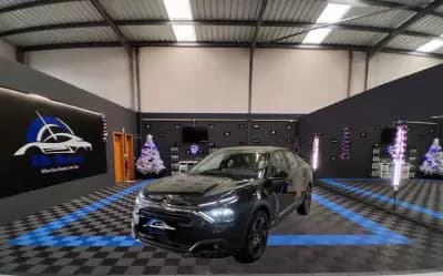 Sell Citroën C4 X 2023 - 18490 EUR, 82500 km - AUTO.MOTO.pt