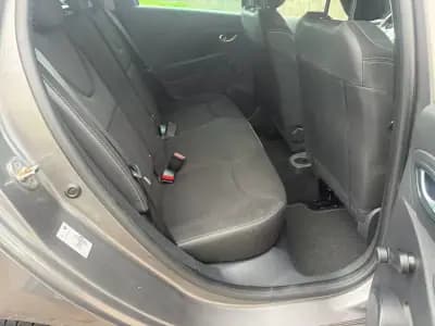 Vendo Renault Clio Sport Tourer 2014 - 7890 EUR, 179000 km - AUTO.MOTO.pt