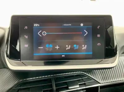 Sell Peugeot 208 2022 - 13400 EUR, 45338 km - AUTO.MOTO.pt