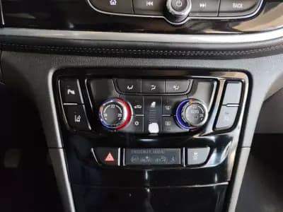 Vendo Opel Mokka X 2016 - 10250 EUR, 218000 km - AUTO.MOTO.pt