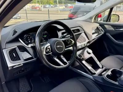Vendo Jaguar I-Pace 2021 - 34999 EUR, 50000 km - AUTO.MOTO.pt
