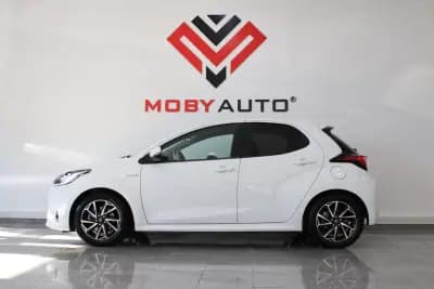 Sell Toyota Yaris 2021 - 19250 EUR, 100929 km - AUTO.MOTO.pt