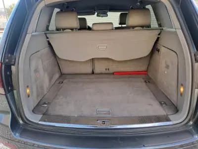 Vendo Volkswagen Touareg 2006 - 10500 EUR, 240000 km - AUTO.MOTO.pt