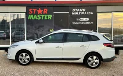 Vendo Renault Mégane 2009 - 5250 EUR, 266113 km - AUTO.MOTO.pt