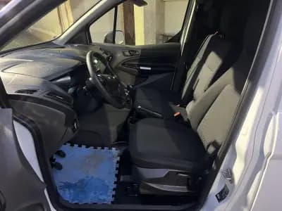 Sell Ford Transit Connect 2021 - 12499 EUR, 104000 km - AUTO.MOTO.pt