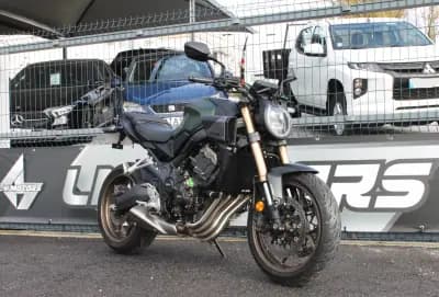 Vendo mota Honda CBR1000RR ABS 2024 - 8100 EUR, 16000 km - AUTO.MOTO.pt