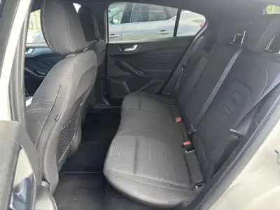 Vendo Ford Focus 2020 - 13450 EUR, 138886 km - AUTO.MOTO.pt