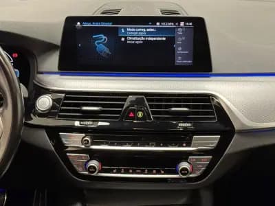 Vendo BMW 530 2020 - 31990 EUR, 120000 km - AUTO.MOTO.pt