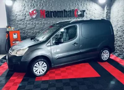 Vendo Citroën Berlingo 2015 - 6990 EUR, 257315 km - AUTO.MOTO.pt