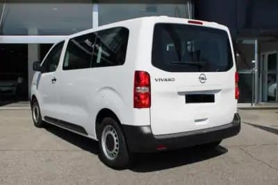 Sell Opel Vivaro 2022 - 26900 EUR, 66638 km - AUTO.MOTO.pt
