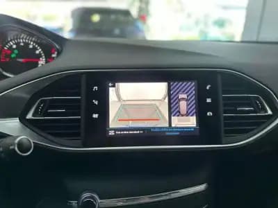 Sell Peugeot 308 2024 - 14990 EUR, 91000 km - AUTO.MOTO.pt