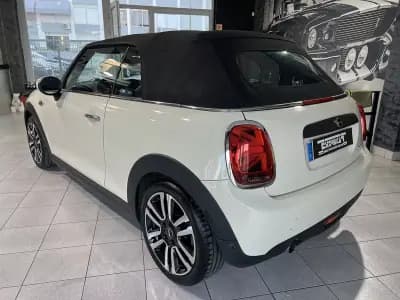 Vendo MINI 2019 - 24800 EUR, 28470 km - AUTO.MOTO.pt