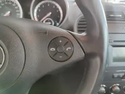 Vendo Mercedes-Benz SLK 200 2010 - 21500 EUR, 79000 km - AUTO.MOTO.pt