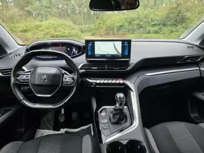 Vendo Peugeot 3008 2021 - 21900 EUR, 148000 km - AUTO.MOTO.pt