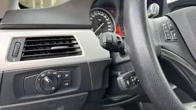 Vendo BMW 330 2007 - 19330 EUR, 59121 km - AUTO.MOTO.pt