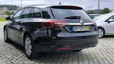 Sell Opel Insignia Sports Tourer 2017 - 10750 EUR, 214037 km - AUTO.MOTO.pt