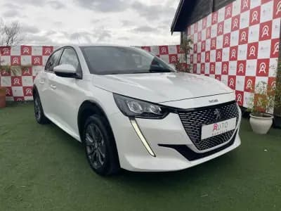 Sell Peugeot e-208 2021 - 18490 EUR, 44305 km - AUTO.MOTO.pt