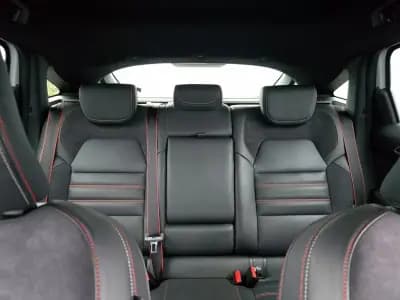 Vendo Renault Arkana 2021 - 23250 EUR, 52400 km - AUTO.MOTO.pt