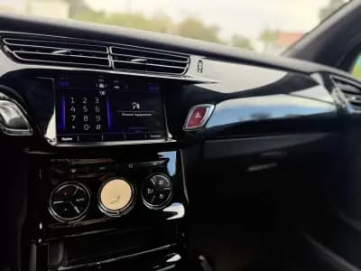 Vendo Citroën DS3 2016 - 8999 EUR, 140000 km - AUTO.MOTO.pt