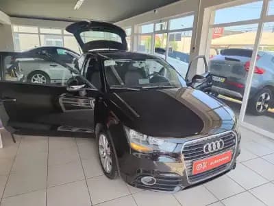 Sell Audi A1 2011 - 8650 EUR, 215600 km - AUTO.MOTO.pt