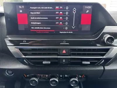 Vendo Citroën C4 2021 - 15900 EUR, 175000 km - AUTO.MOTO.pt