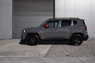 Vendo Jeep Renegade 2020 - 27500 EUR, 24000 km - AUTO.MOTO.pt